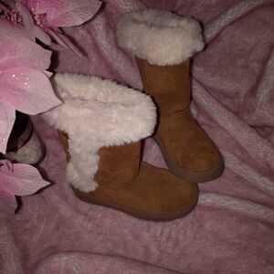 Cozy Brown Kids Boots with Faux Fur Lining